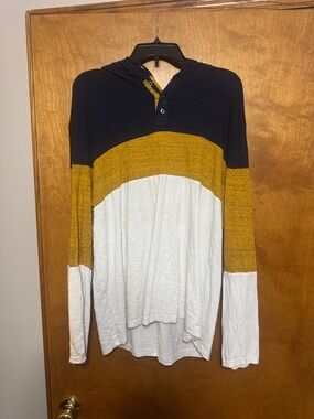 Colorblock Hooded Long-Sleeve Sweater in Navy, Mustard & White